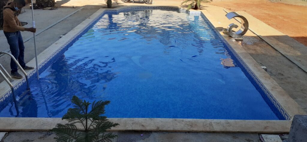 img 12ec6c46d7c594225752b7cfc135c00d v